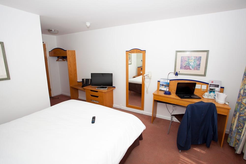 Cardiff Gate International Business Park — 9