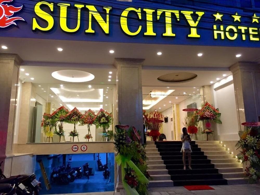 Sun City Hotel — 1