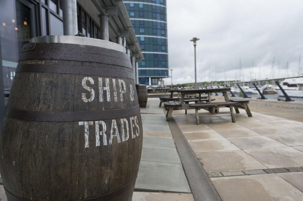 Ship &amp; Trades — 2