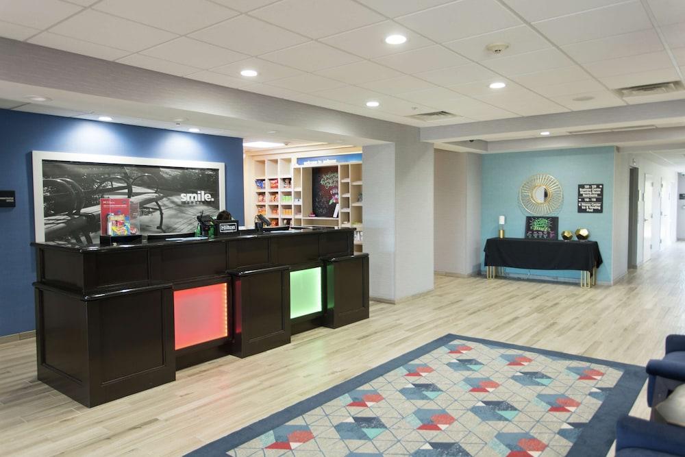 Hampton Inn Suites Ankeny — 6