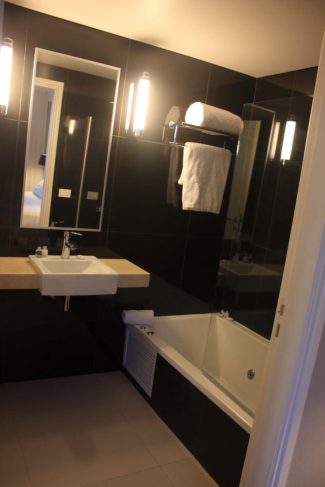 Axsur Design Hotel — 7