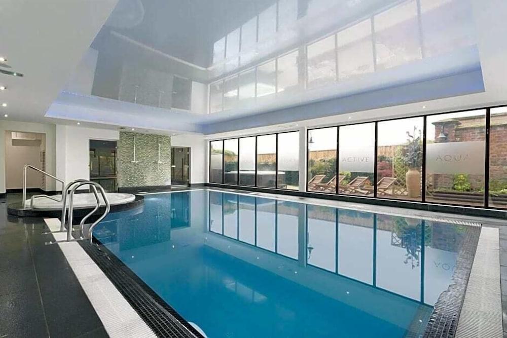 Park Hall Hotel and Spa Wolverhampton — 1