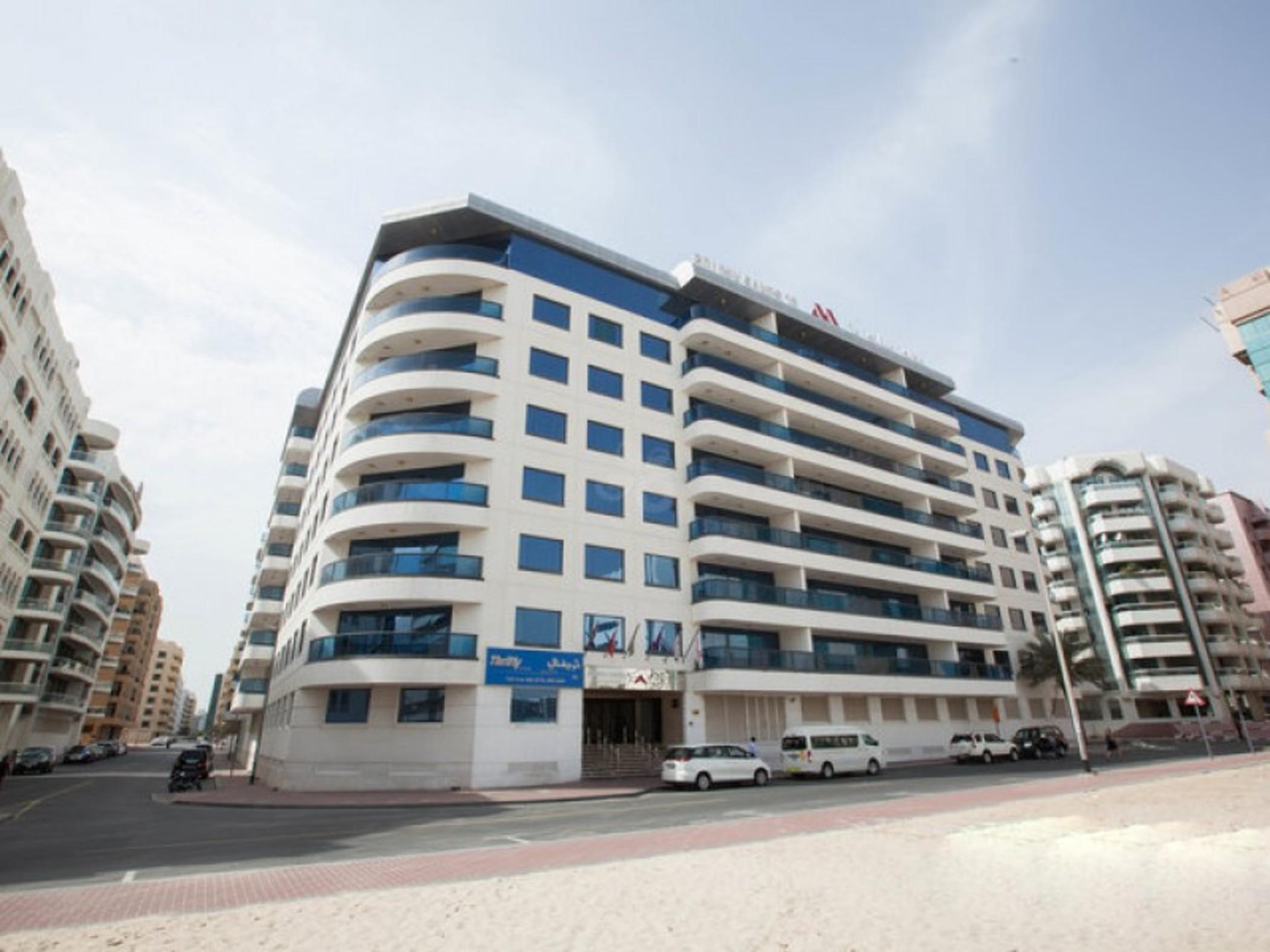 Golden Sands Hotel Apartments 10