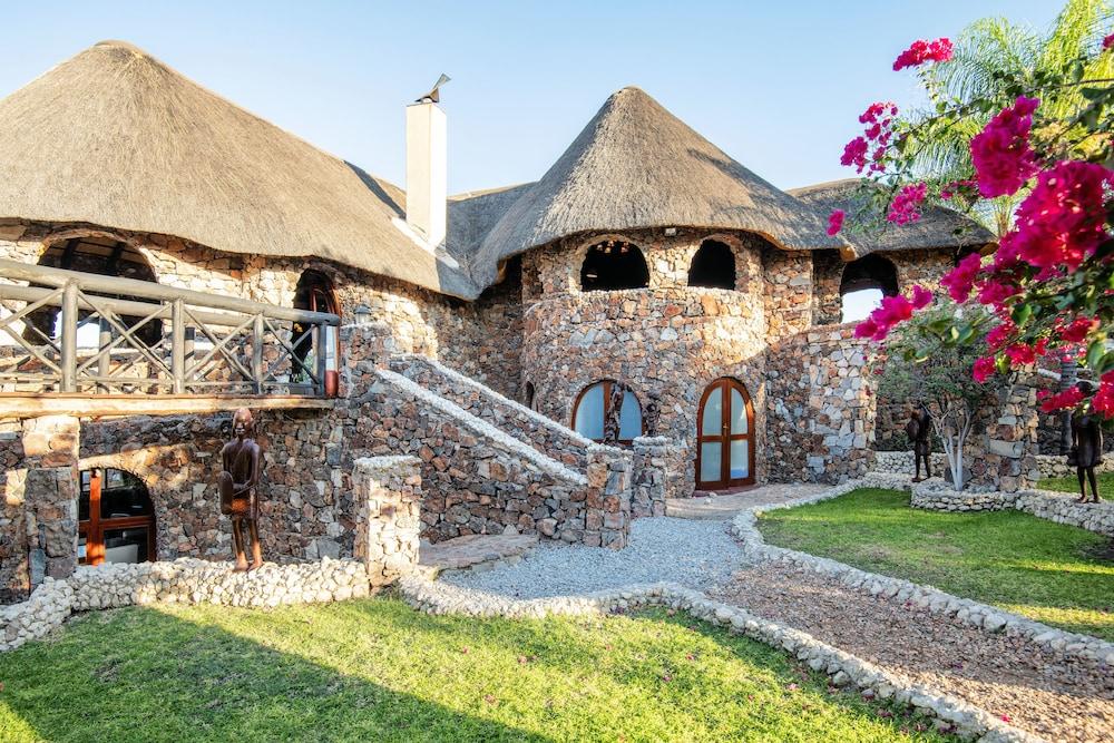Aha Eagle Tented Lodge & Spa Etosha 1111618 — 7