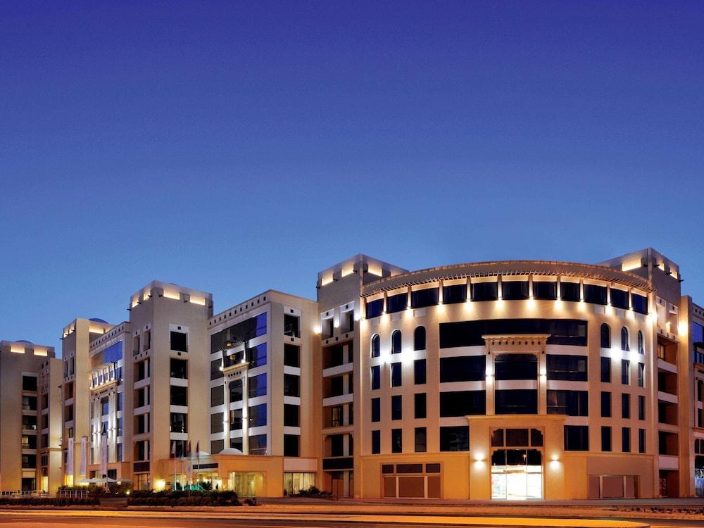 Movenpick Hotel Apartments Al Mamzar — 1