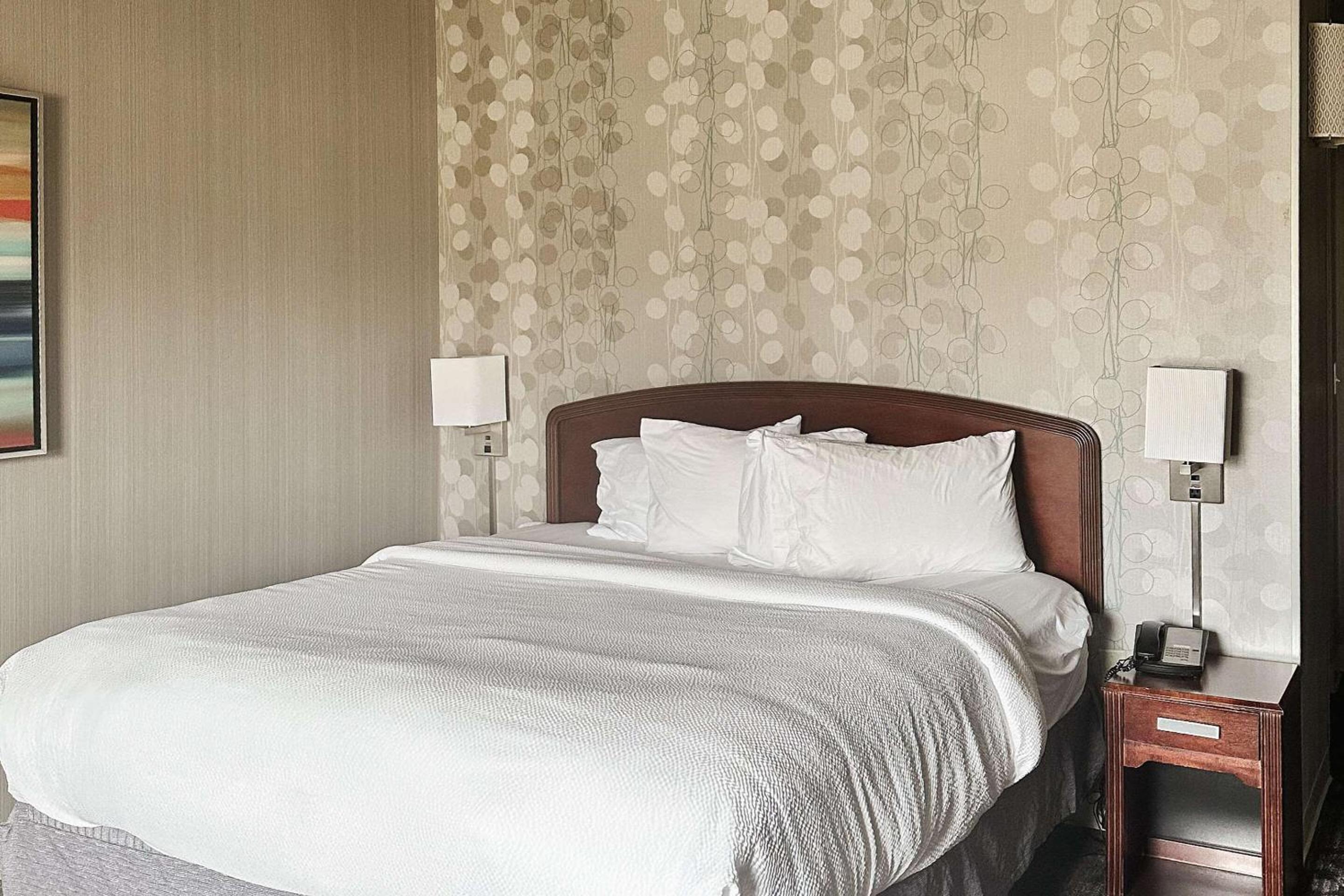 Country Inn & Suites by Radisson, Columbus-Edinburgh — 7