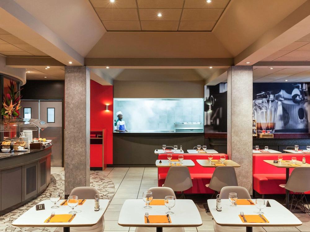 ibis Douala 1085298 — 8