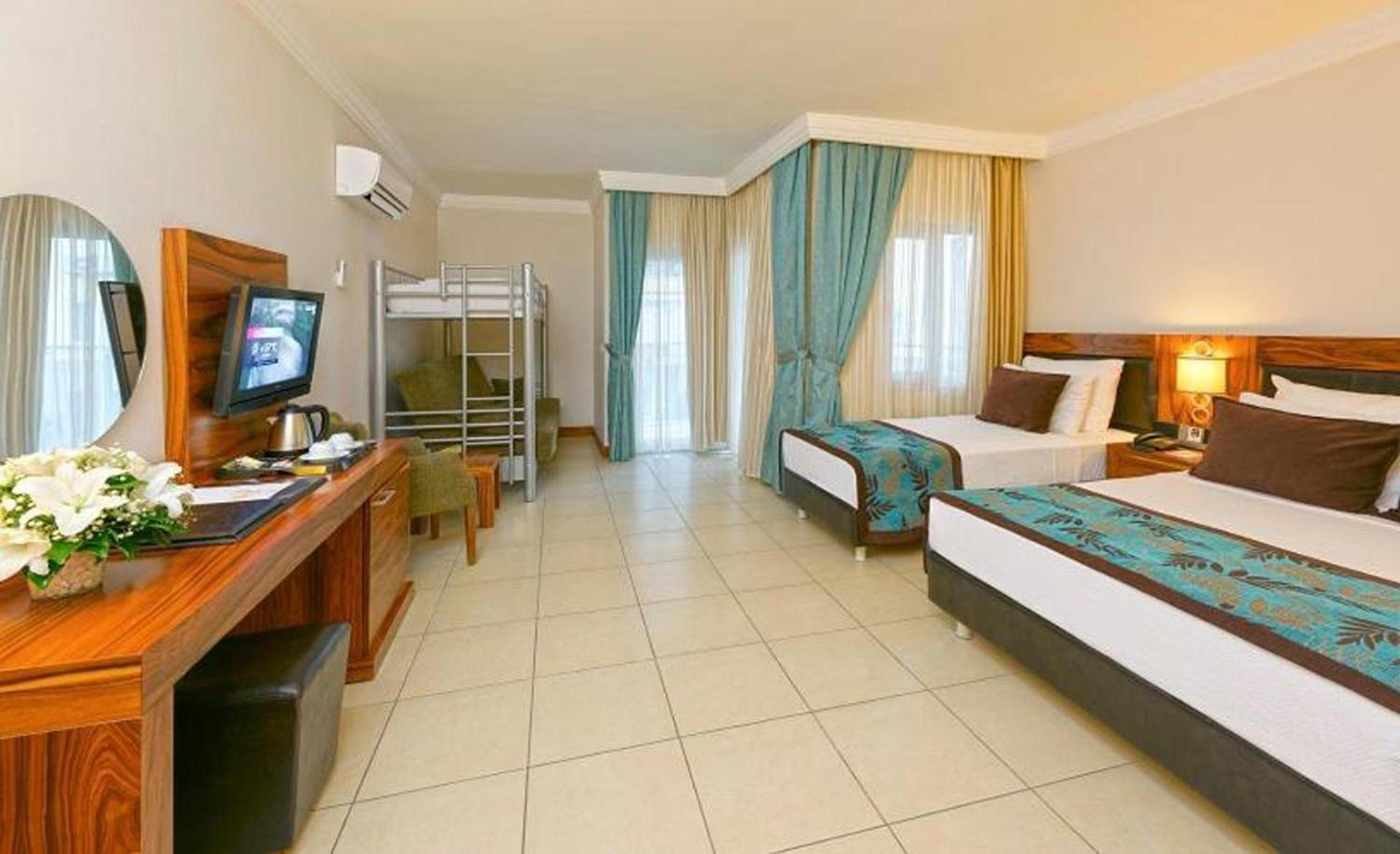 INTERCONTINENTAL MUSCAT — 3