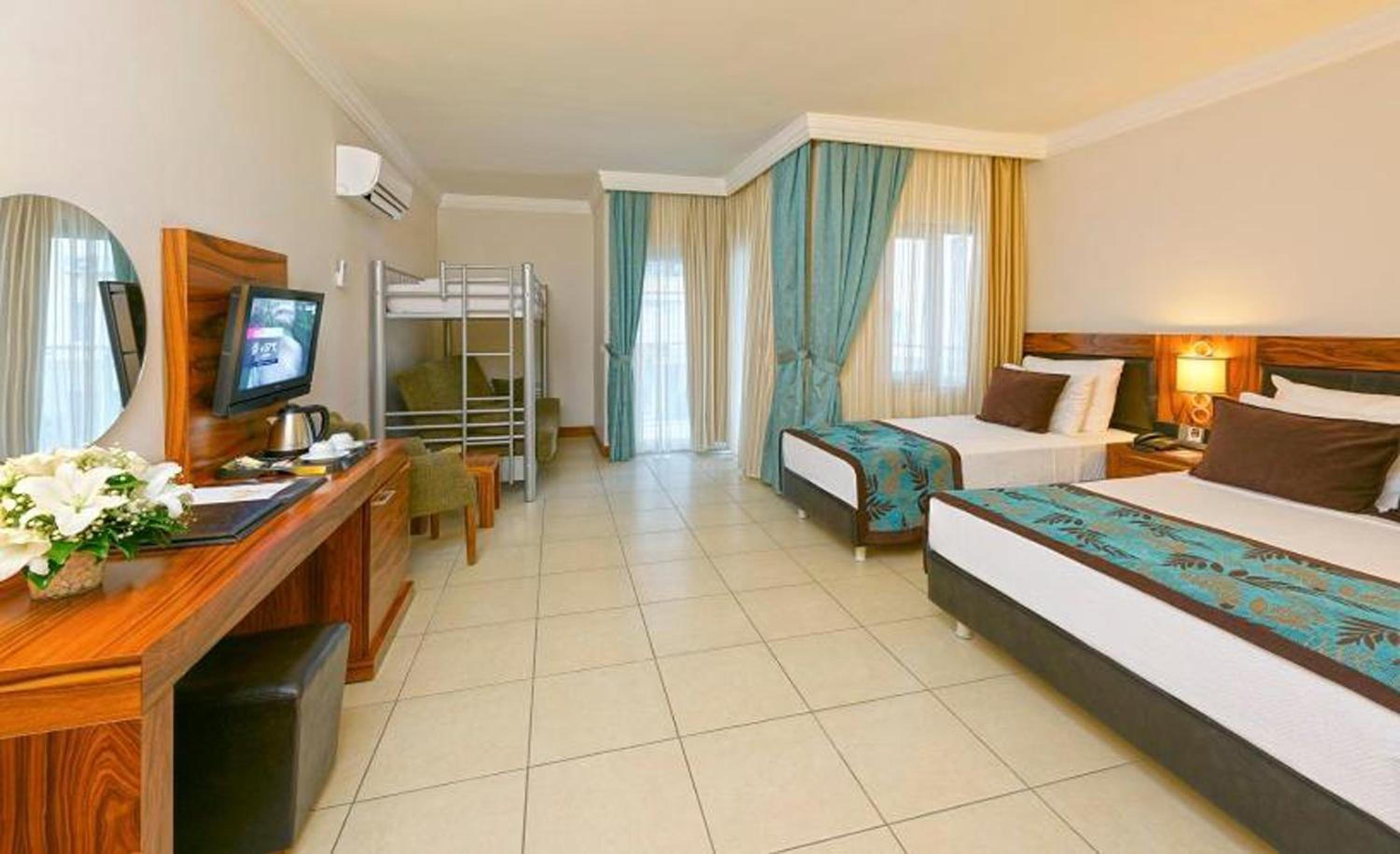 INTERCONTINENTAL MUSCAT — 3