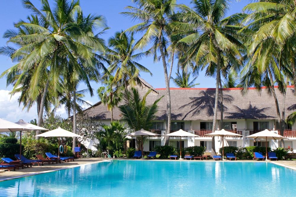 Voyager Beach Resort 16444 — 3
