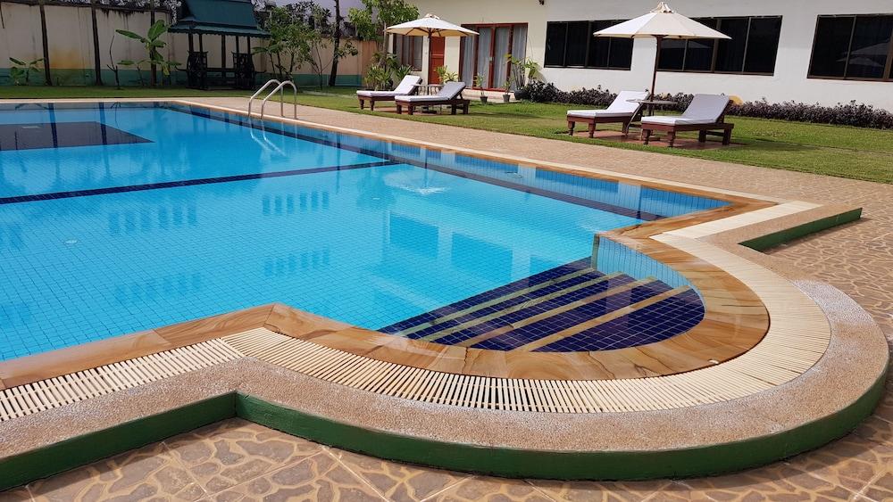 CITY ANGKOR HOTEL — 1