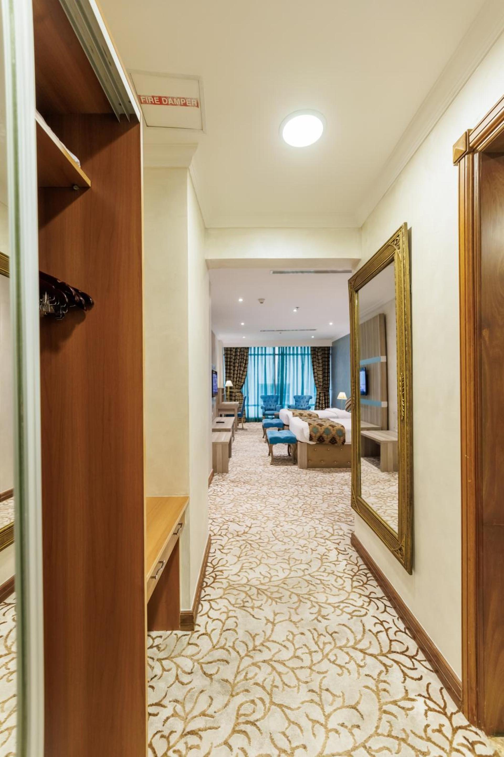 Sofitel Macau at Ponte 16 — 1