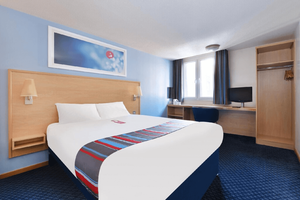 Travelodge Birmingham Central — 6
