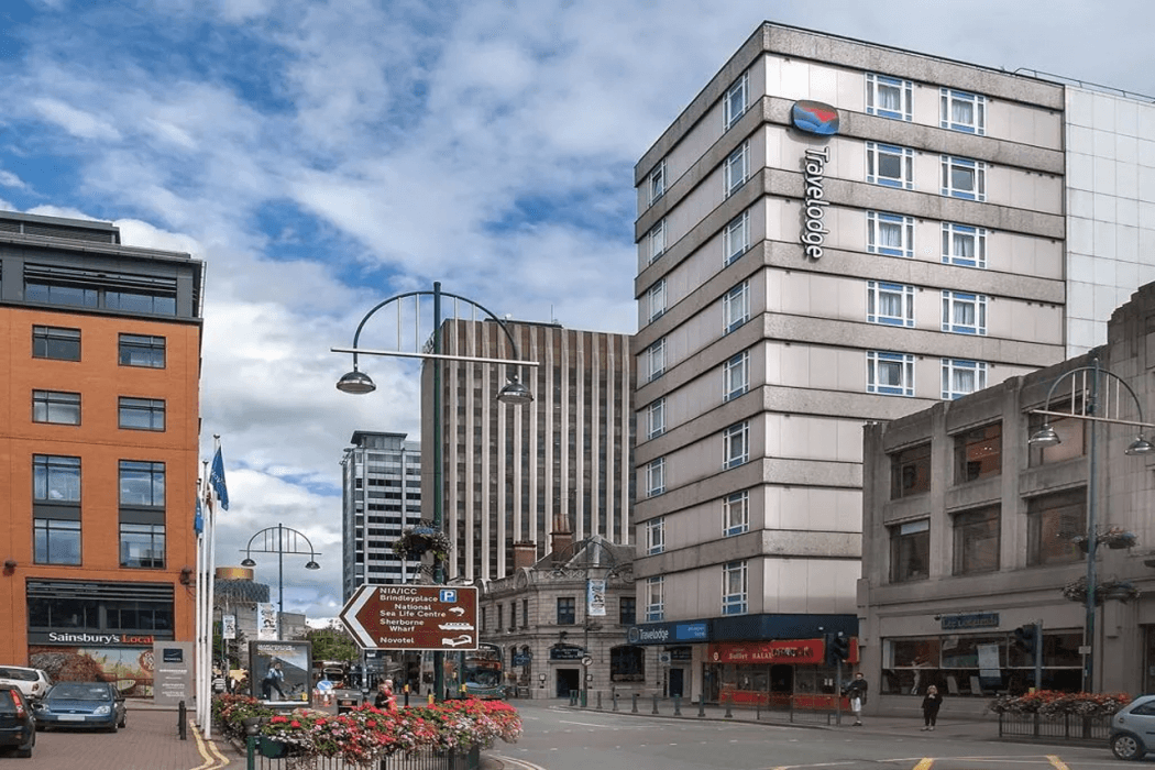 Travelodge Birmingham Central — 1