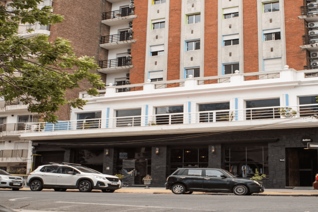 Selina Montevideo — 1