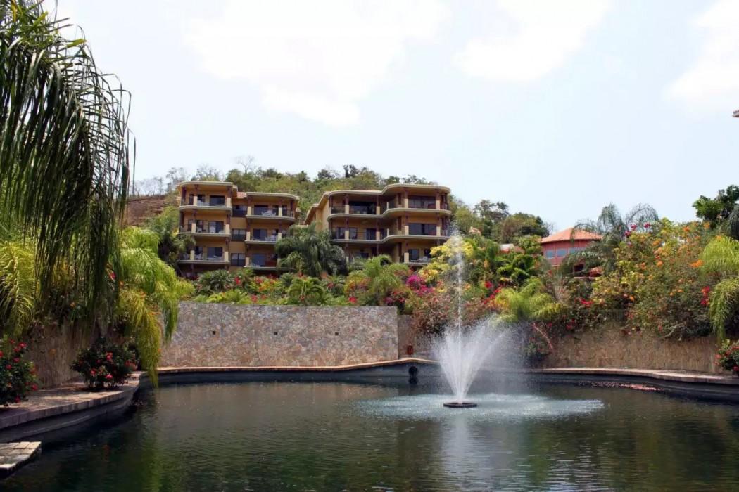 Clarion Suites Roatan at Pineapple Villas — 2