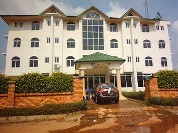 Wadoma Royale Hotel 1219498 — 1