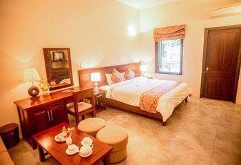 Alba Thanh Tan Hot Springs Resort — 1