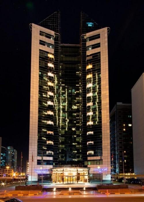 Golden Tulip Media Hotel — 1