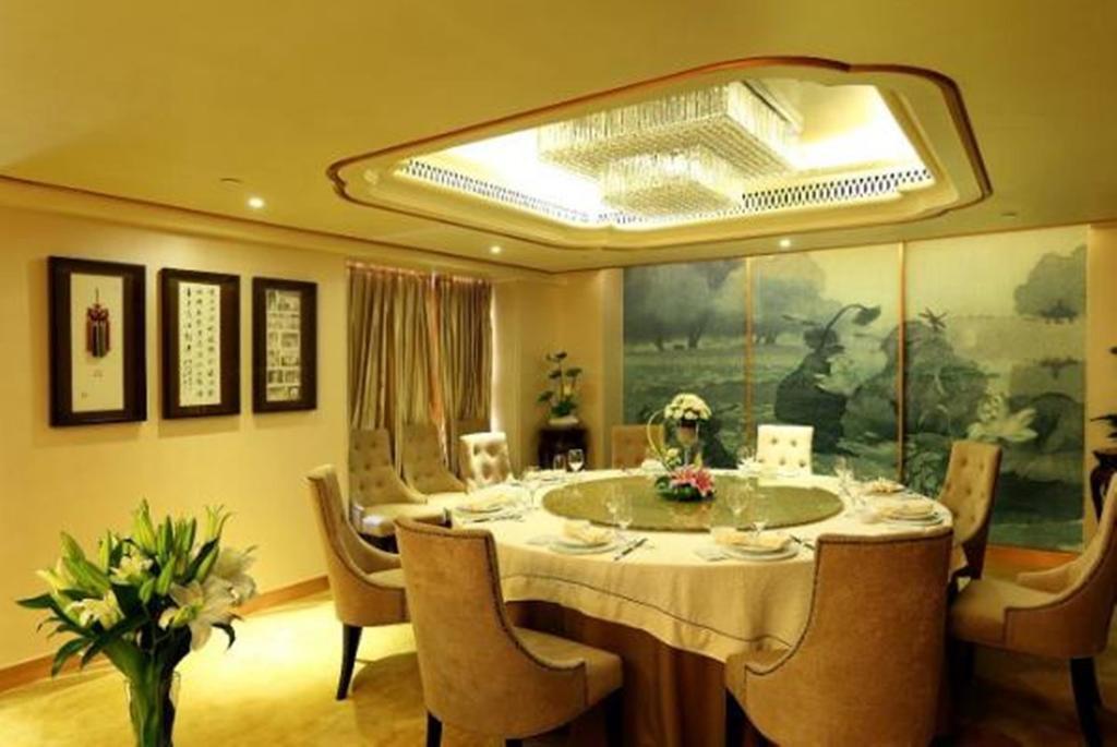 XIN QIAO 3904 — 8