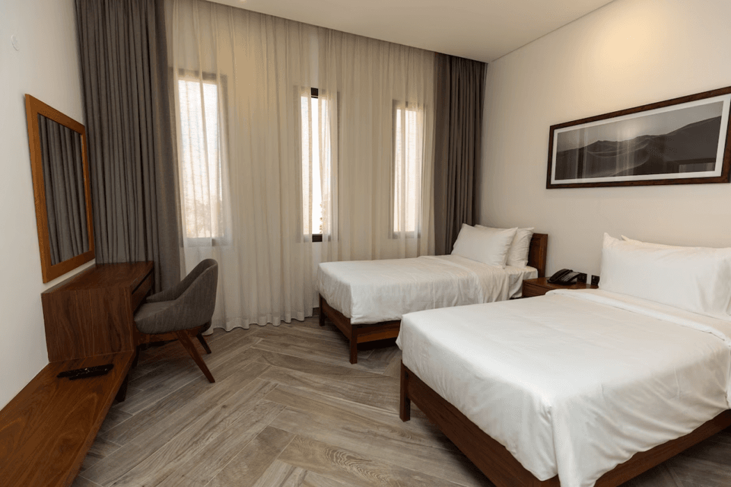 Bab Al Nojoum Bateen Liwa — 8
