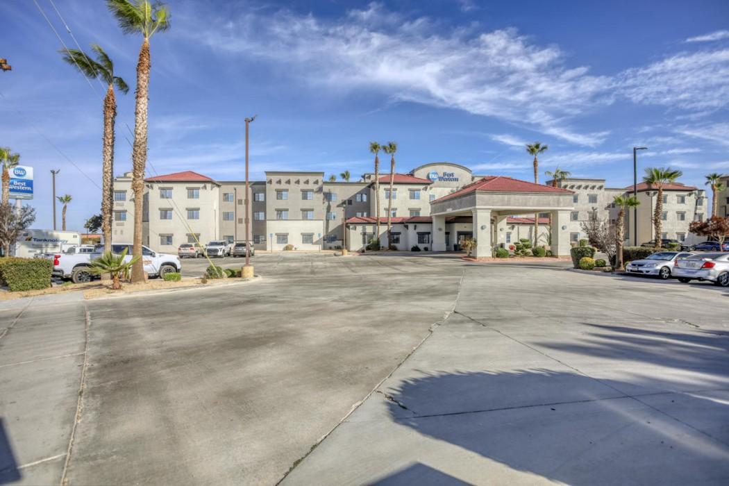 Best Western Hesperia Victorville Suites — 1