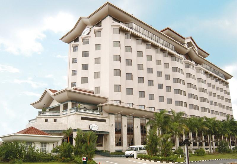 Mulia Hotel Brunei 94990 — 1