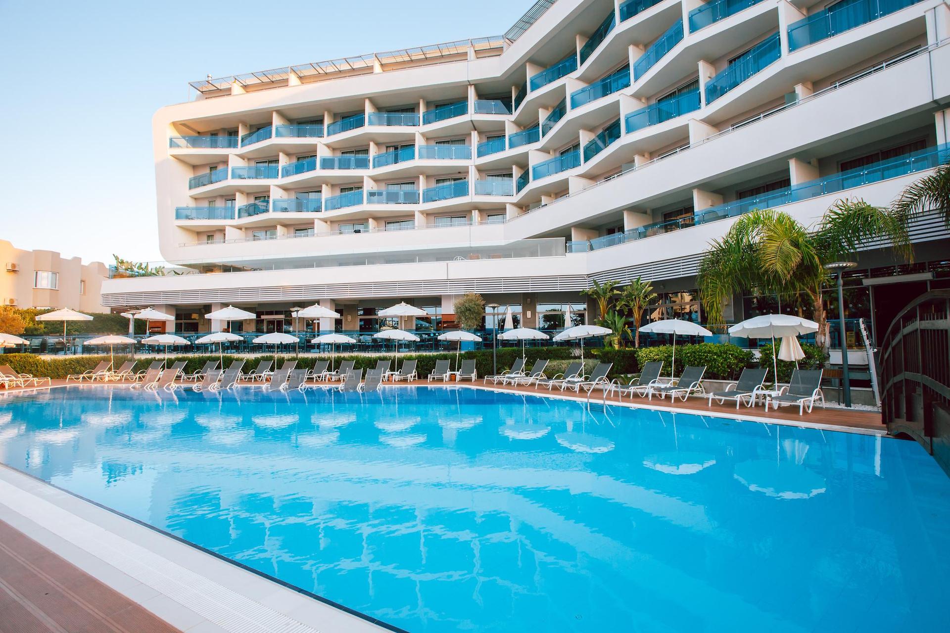 Selene Beach & Spa Hotel (+16)