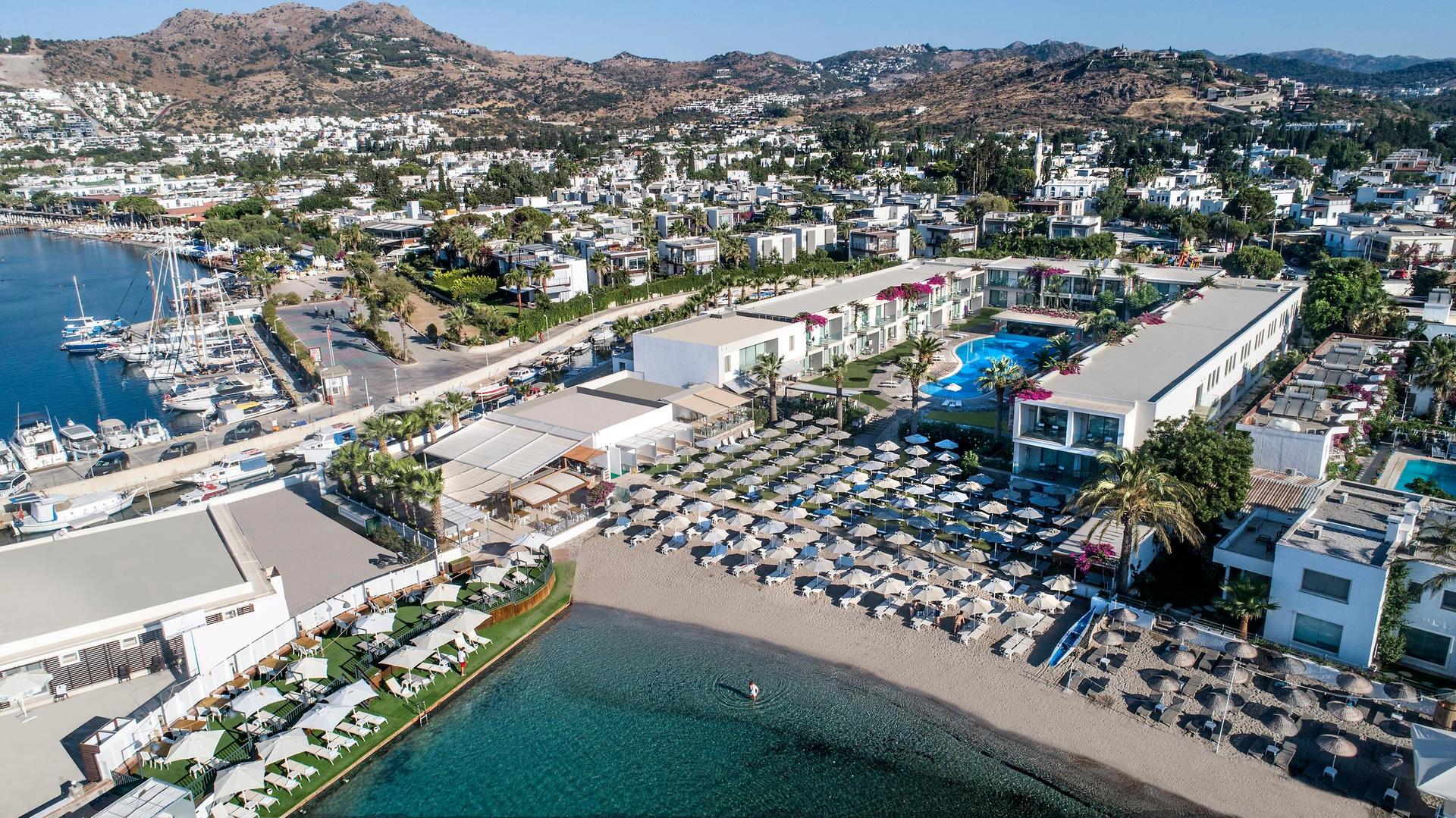 Lugga Boutique Hotel & Beach