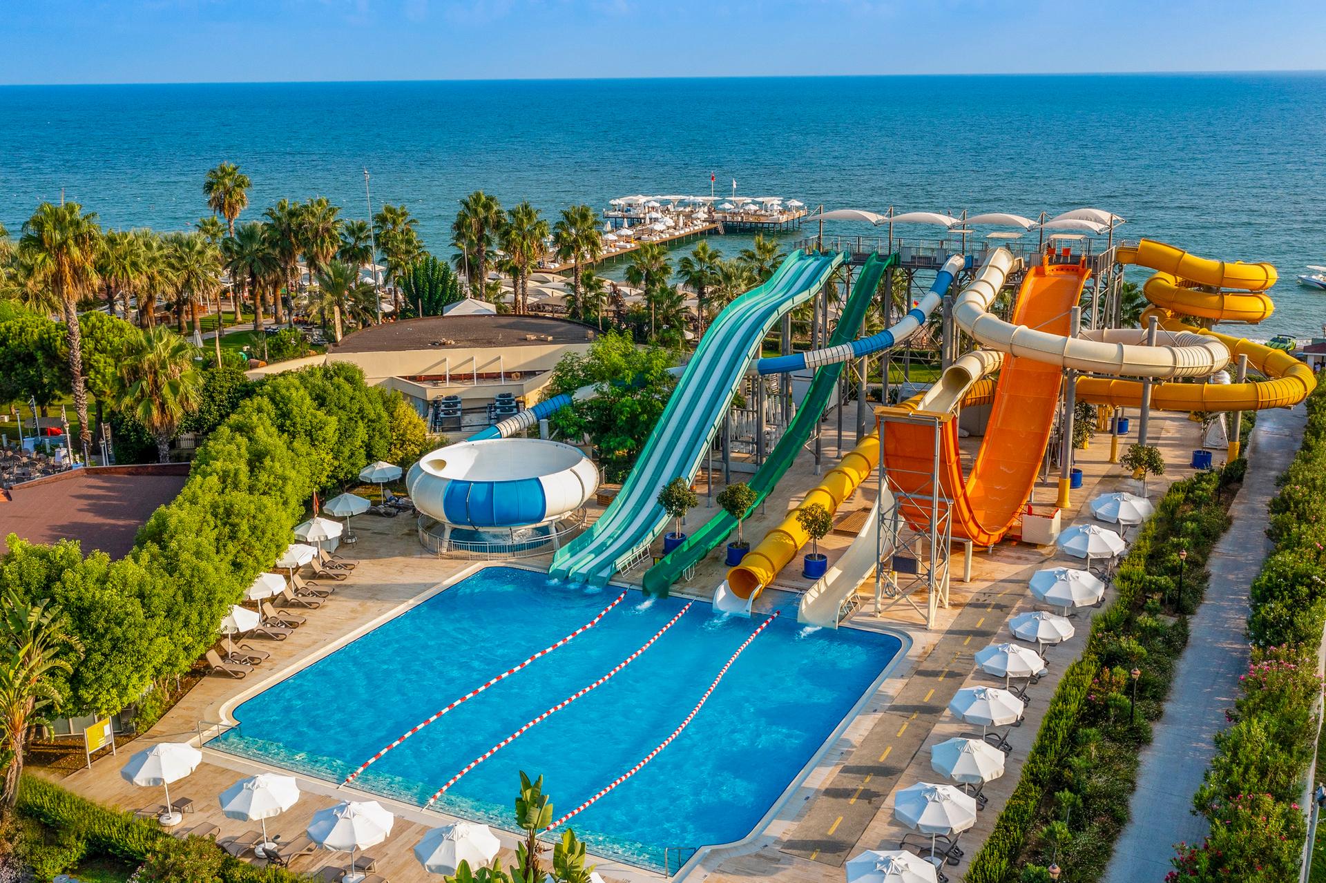Bellis Deluxe Hotel — 6