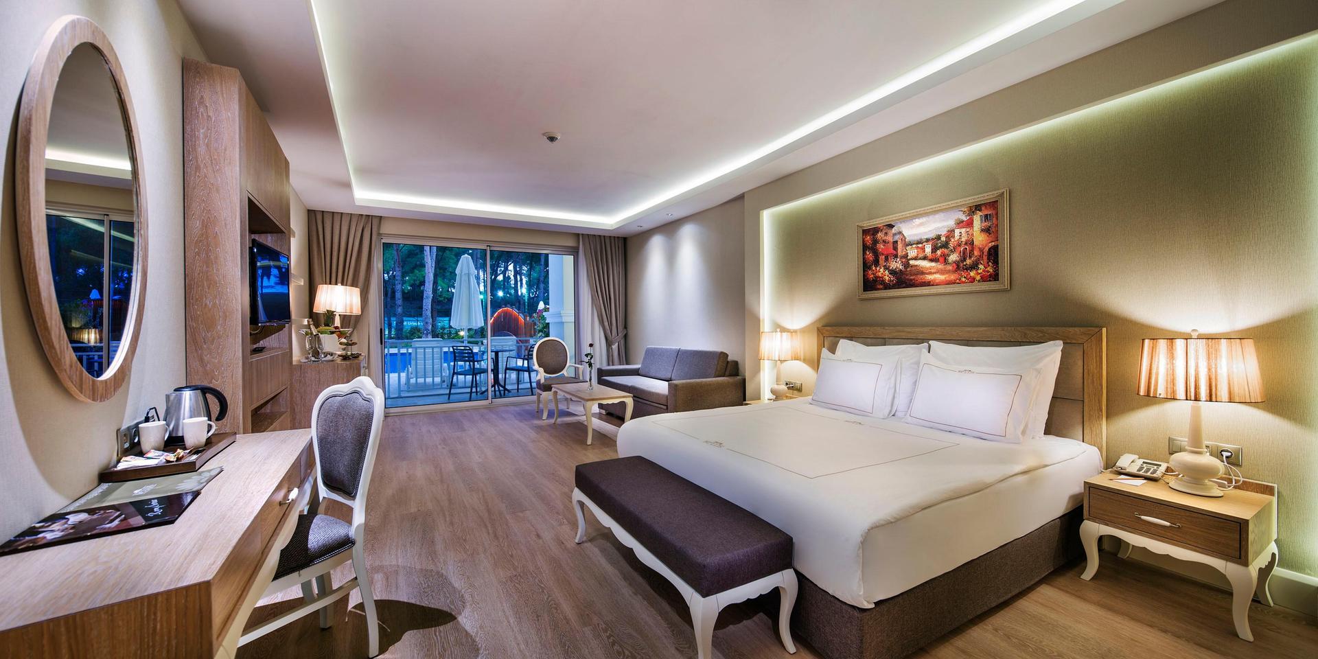 Bellis Deluxe Hotel — 9