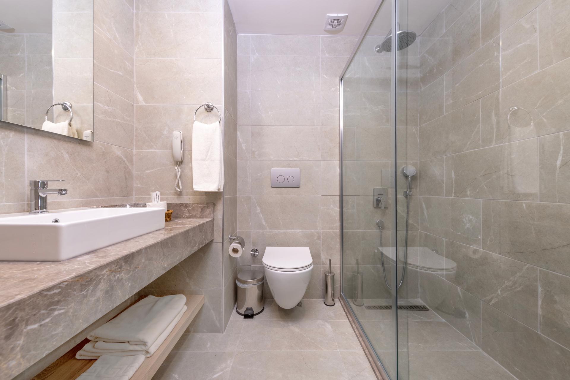 Lims Bona Dea Beach Hotel — 7