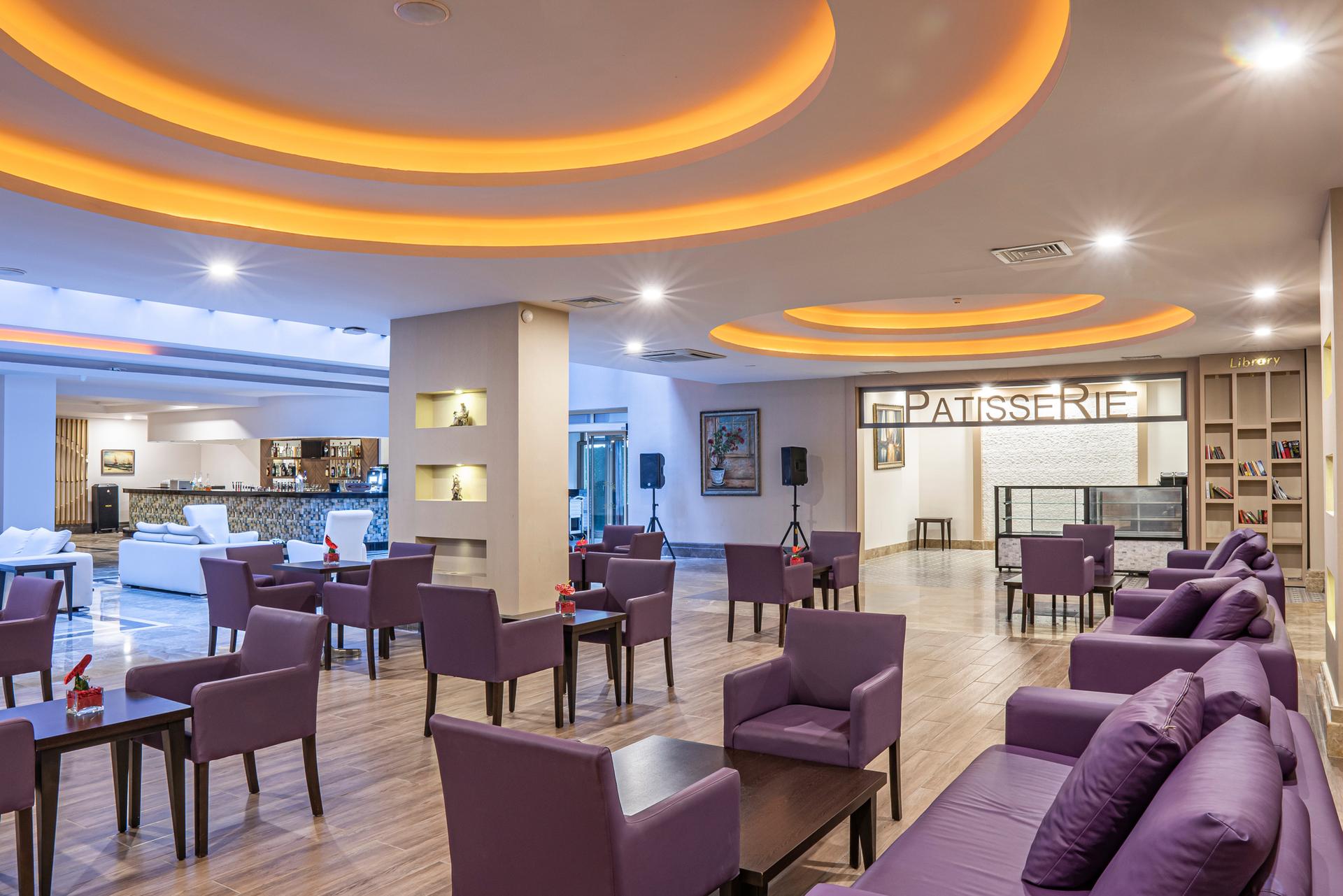 Aydınbey Famous Resort — 10