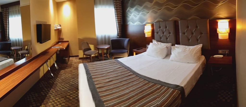 Adranos Hotel — 10