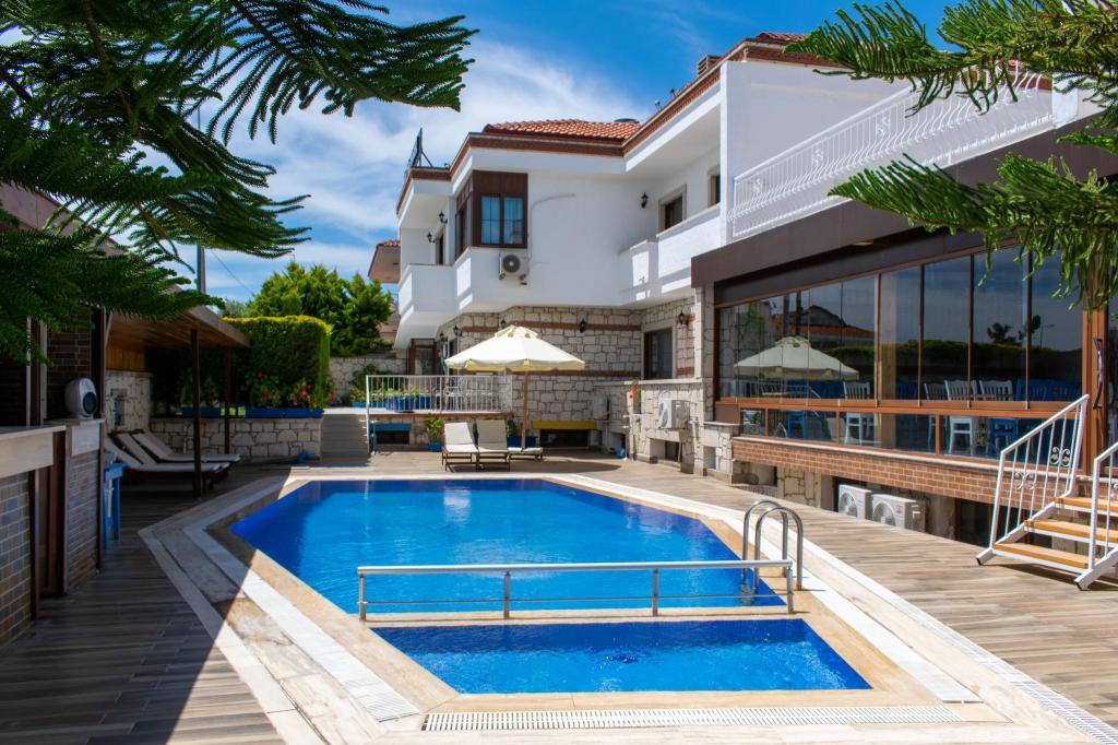 Alatrio Hotel Alaçatı