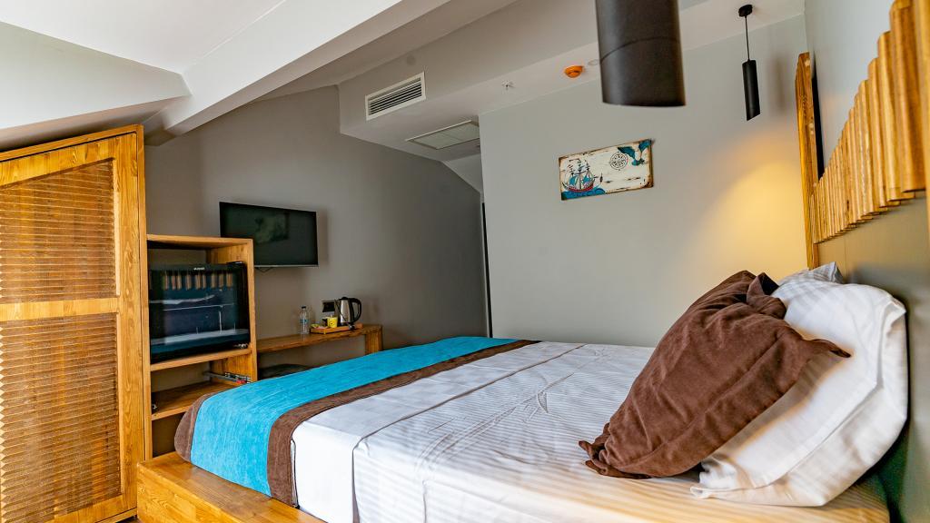 Assos Hunters Hotel & Wellness (Special Class) (Adults Only +12) — 4