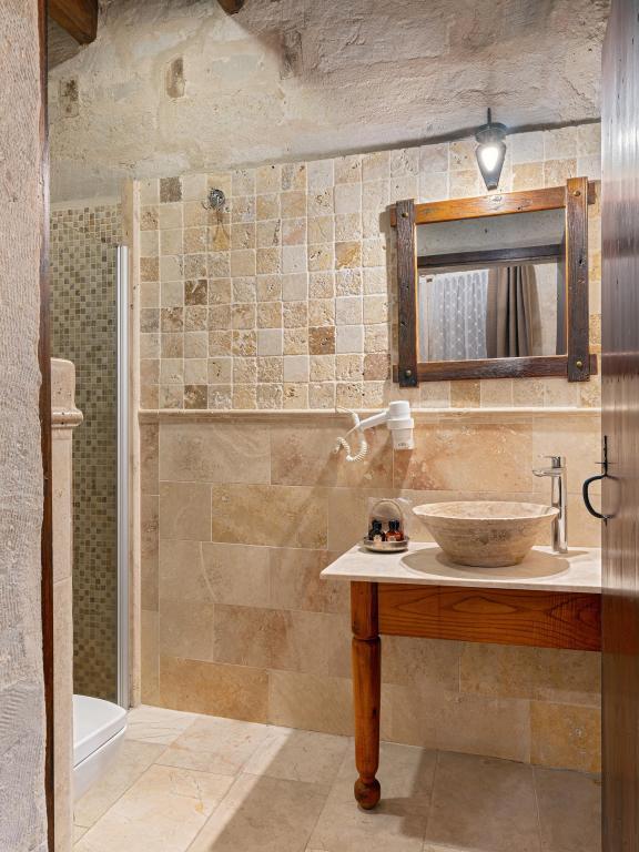 Aza Cave Hotel — 7