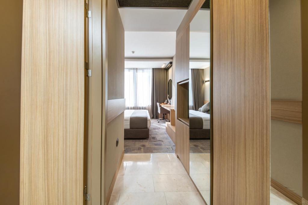 Başkent Center Hotel — 8