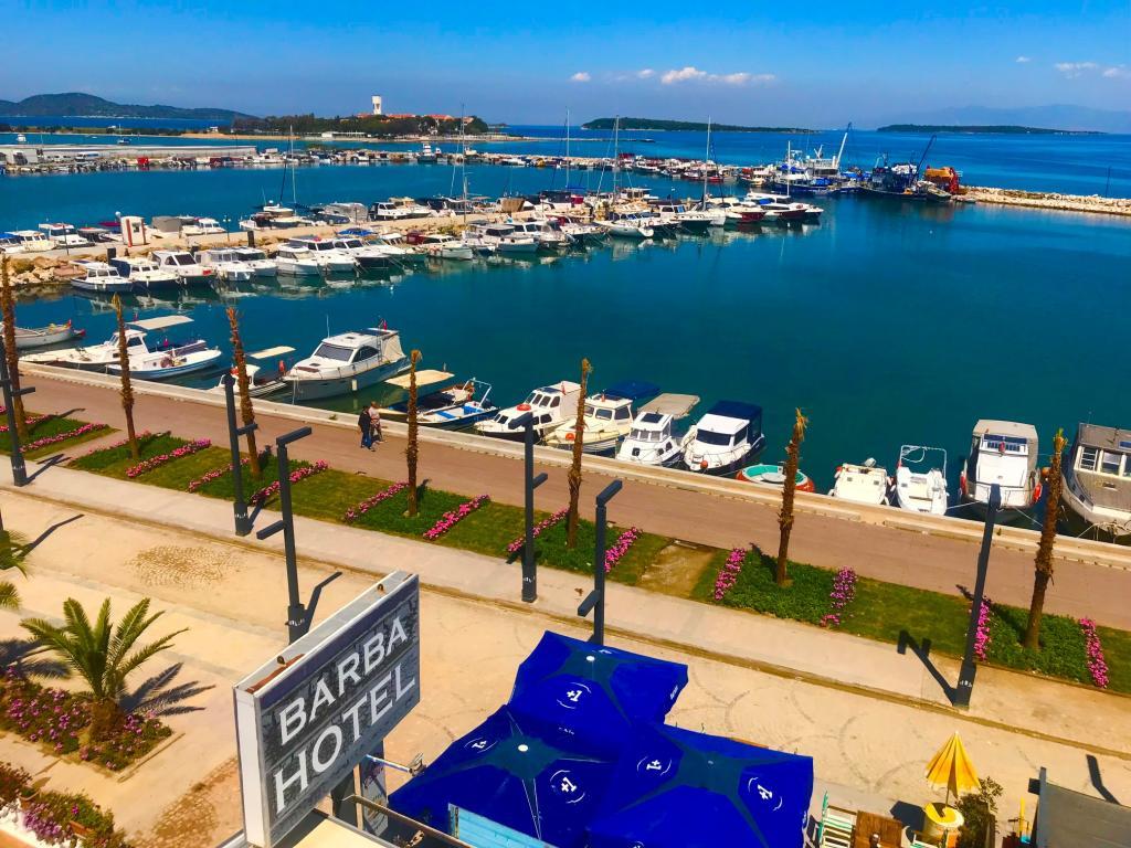 Barba Otel
