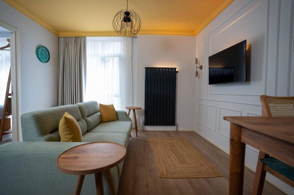 Bird Nest Suites — 3