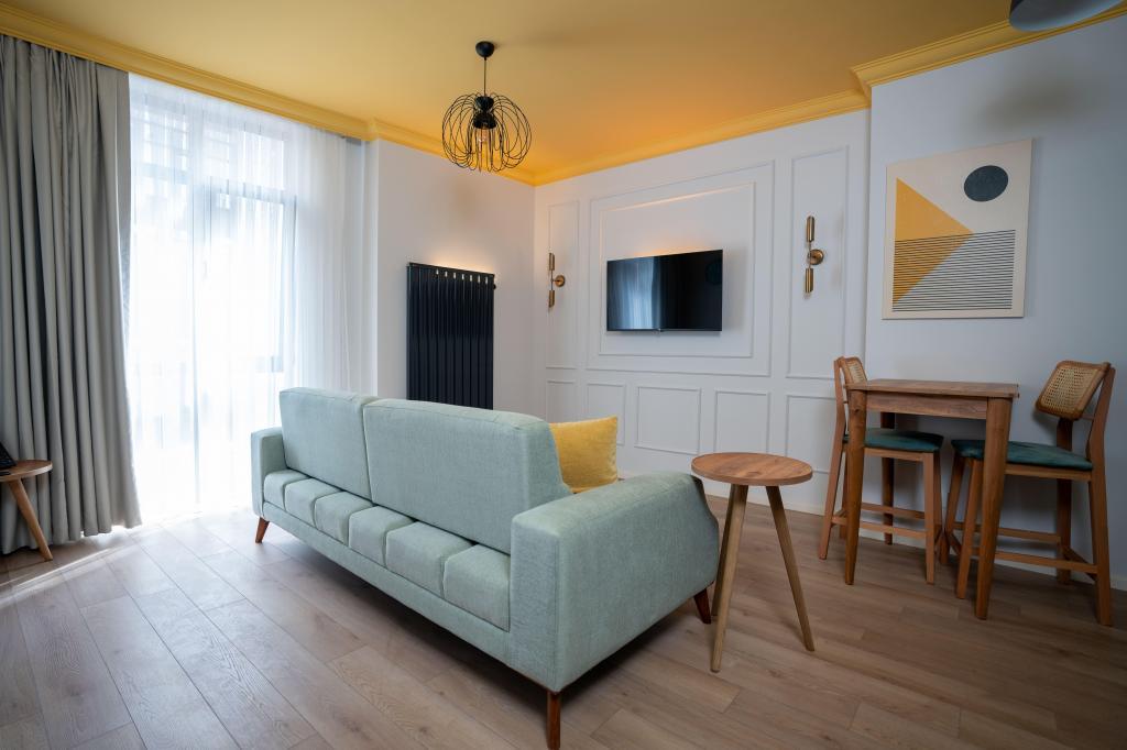 Bird Nest Suites — 5