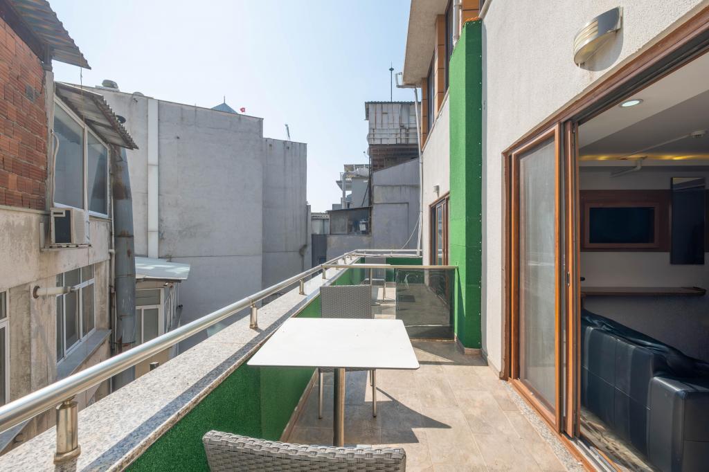 Bulvar Hotel İzmir — 9