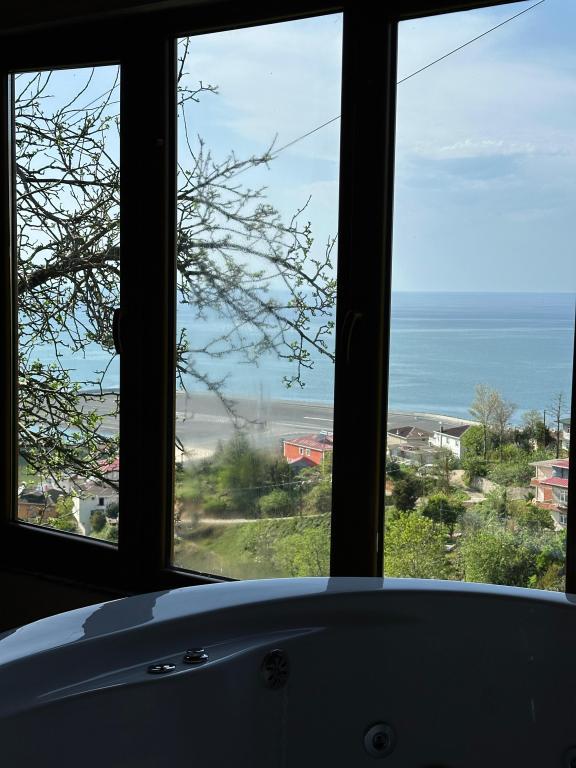 Bungaport BUngalows&Suites Restaurant — 7