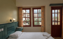 Celay Hotel — 2