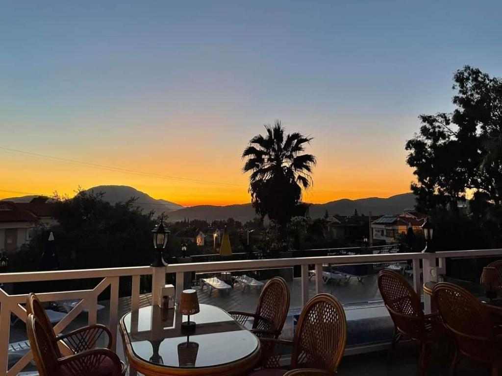Celay Hotel — 8