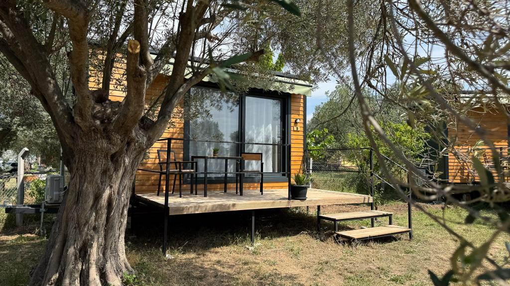 CNR Kitehouse — 5