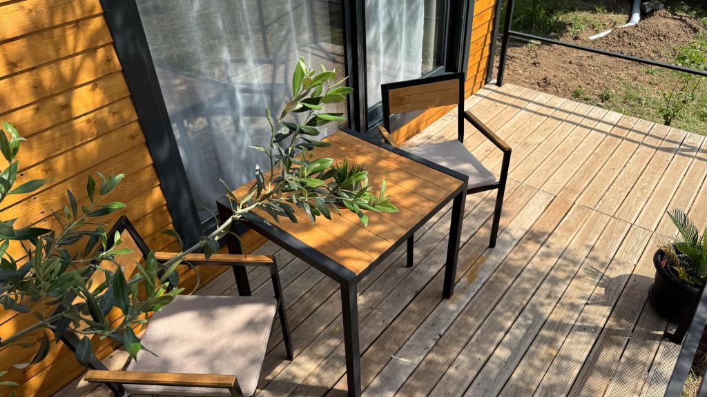 CNR Kitehouse — 6