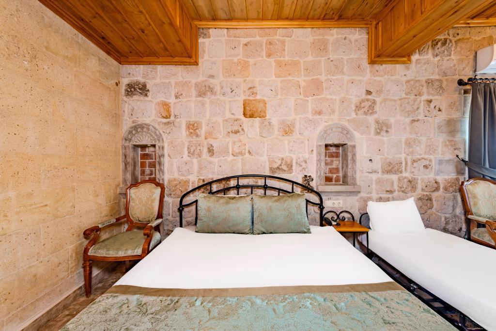 Cratus Stone Palace — 9