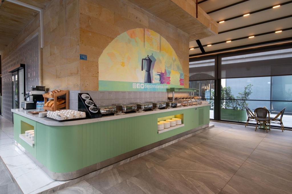 Days Inn By Wyndham Alanya — 7