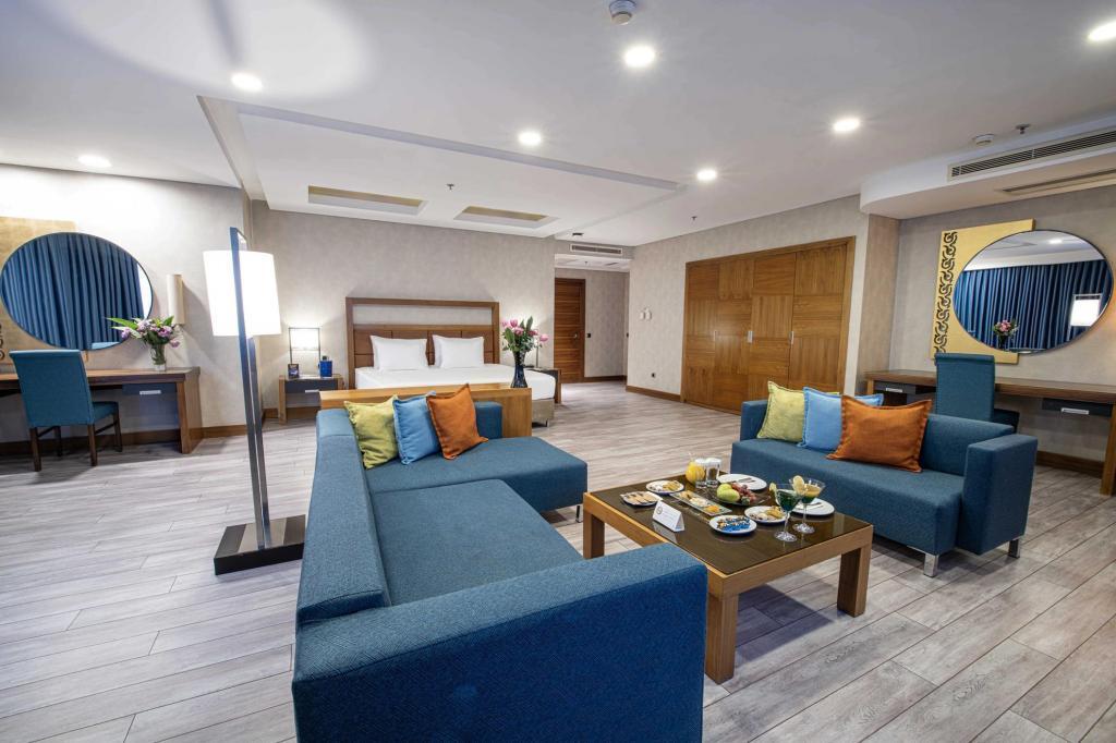Dedeman Konya Hotel & Convention Center — 4